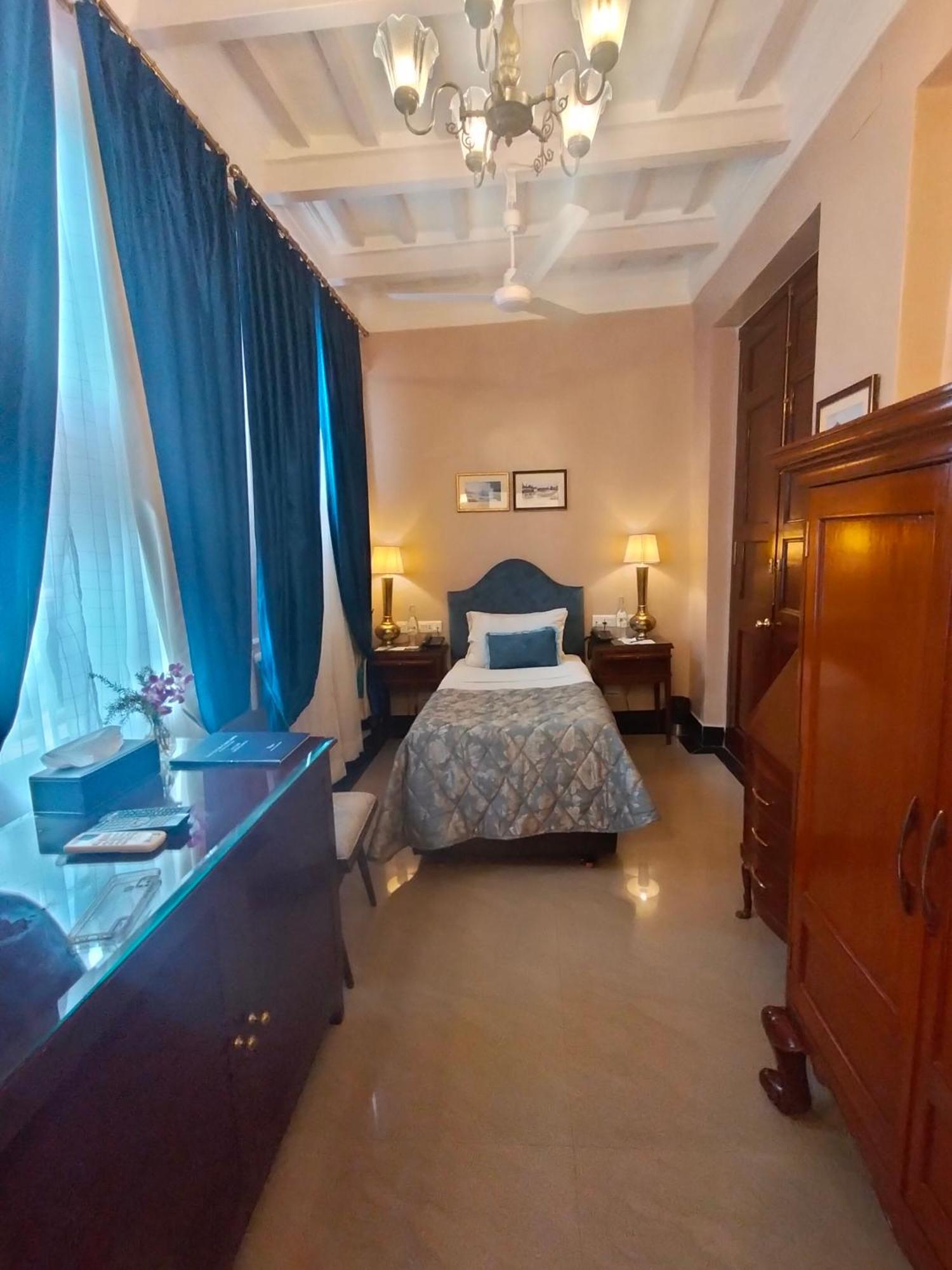 The Elgin Fairlawn, 4*