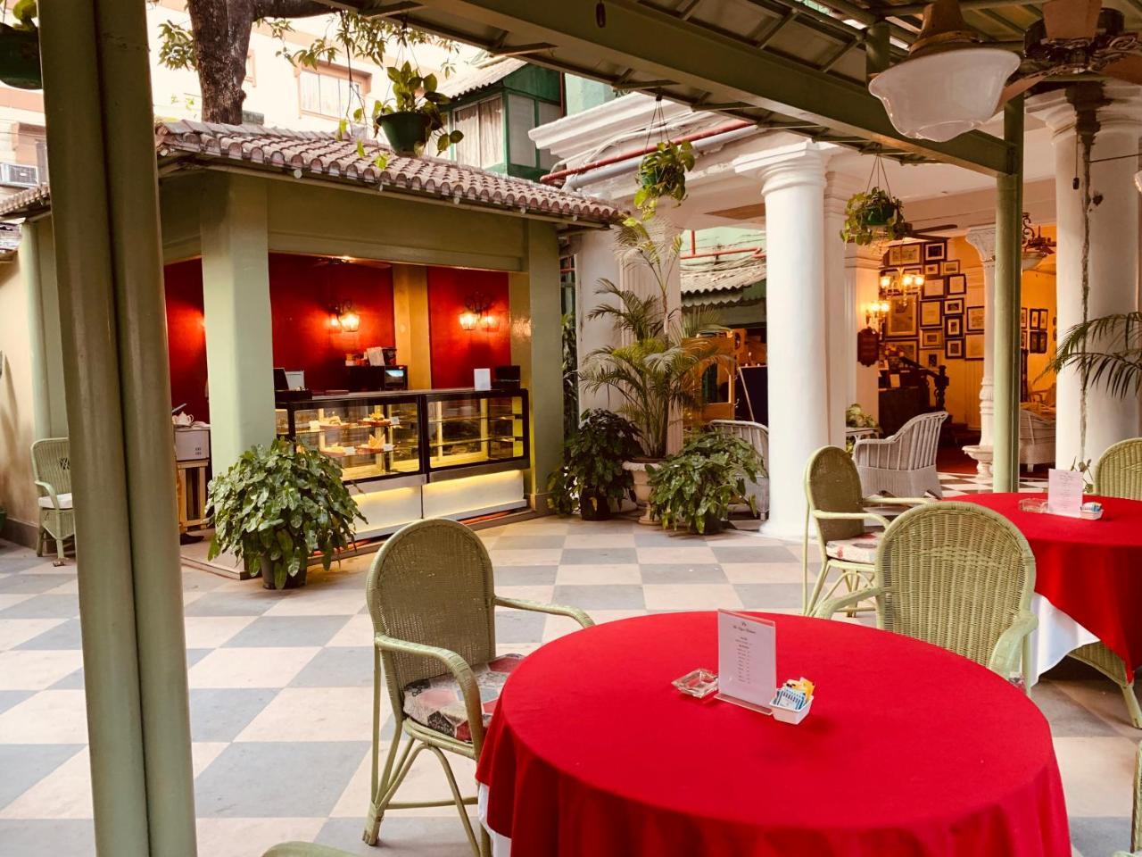 The Elgin Fairlawn, होटल Kolkata